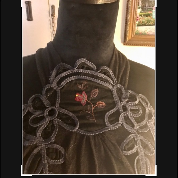 💥FP Halter with elastic hem. - Picture 1 of 12